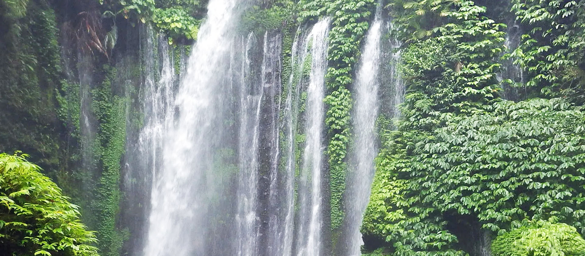 Abang Batu Dinding